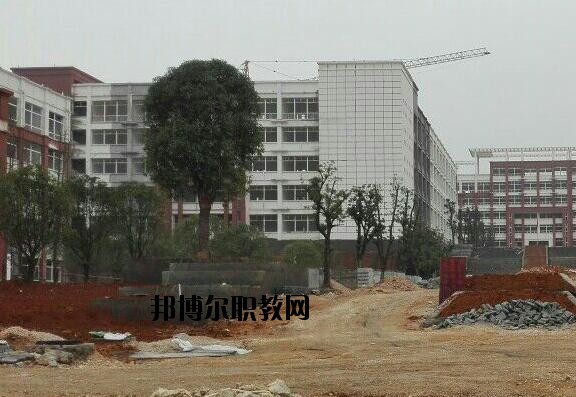 松桃苗族自治中等職業(yè)學校2020年報名條件、招生要求、招生對象