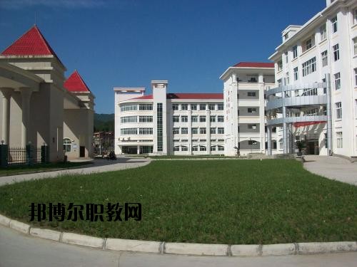 冊亨縣職業(yè)高級中學(xué)校2020年報(bào)名條件、招生要求