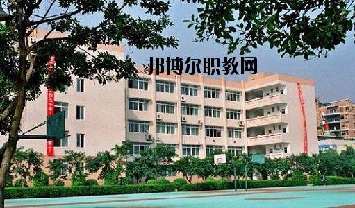 瀘州電子機械學(xué)校2020年報名條件、招生要求、招生對象