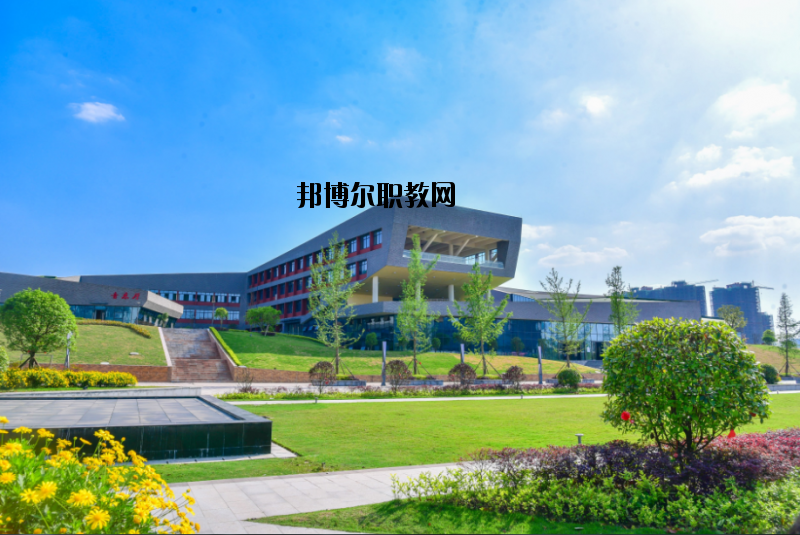 四川省經(jīng)濟管理學校2020年報名條件、招生要求、招生對象