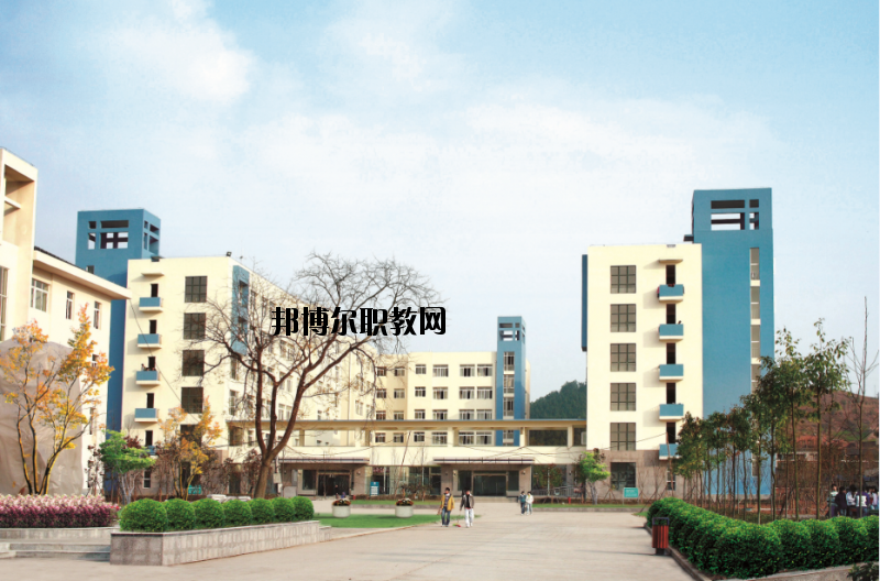 廣元市昭化區(qū)職業(yè)高級(jí)中學(xué)2020年報(bào)名條件、招生要求、招生對(duì)象