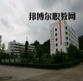 遂寧應(yīng)用高級(jí)技工學(xué)校2020年報(bào)名條件、招生要求、招生對(duì)象