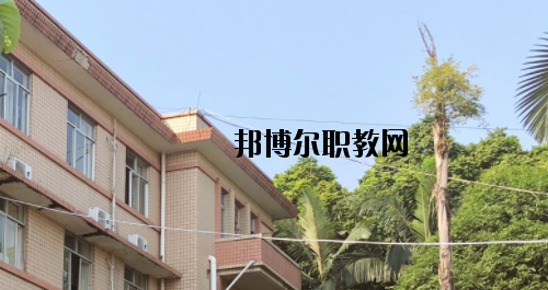 廣西工貿(mào)職業(yè)技術(shù)學(xué)校怎么樣、好不好