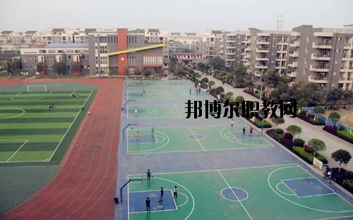 成都機(jī)電工程學(xué)校2020年報(bào)名條件、招生要求、招生對(duì)象