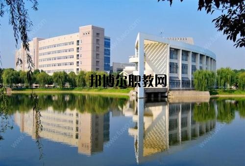 黃岡聯(lián)升職業(yè)技術(shù)學(xué)校2020年報(bào)名條件、招生要求、招生對象