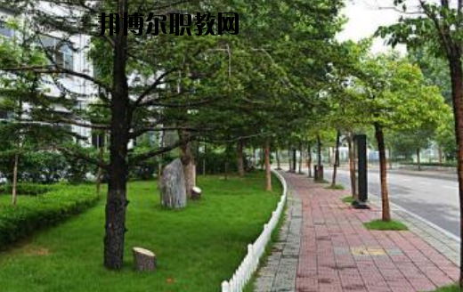 馬關(guān)縣民族職業(yè)高級中學(xué)2020年學(xué)費(fèi)、收費(fèi)多少