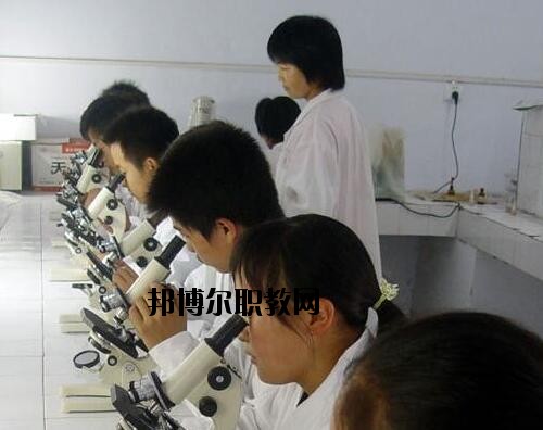 鄭州畜牧獸醫(yī)中等專業(yè)學(xué)校2021年報(bào)名條件、招生對(duì)象