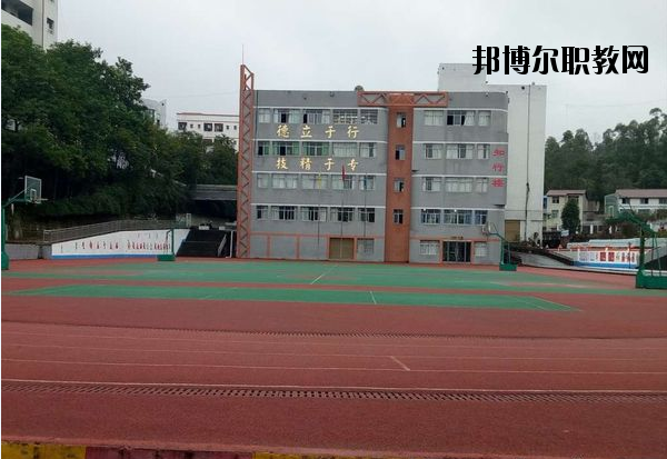 鹽源縣職業(yè)技術(shù)中學(xué)2020年報名條件、招生要求、招生對象