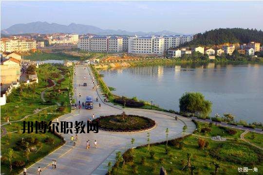 黃岡華晟中等專業(yè)學校怎么樣、好不好