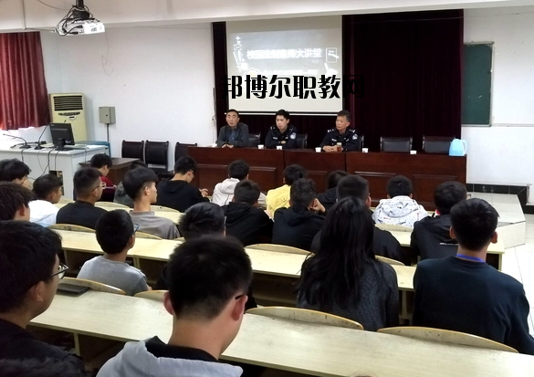 蘇州托普信息職業(yè)技術(shù)學(xué)院怎么樣、好不好