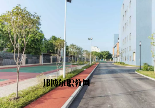 廣東華文航空藝術職業(yè)學校2020年報名條件、招生要求、招生對象