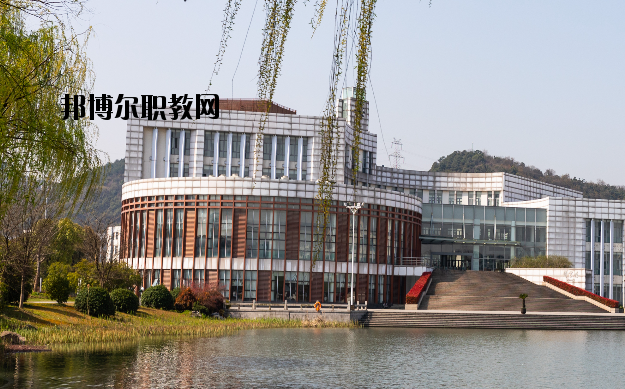 蘇州經(jīng)貿(mào)職業(yè)技術(shù)學院怎么樣、好不好