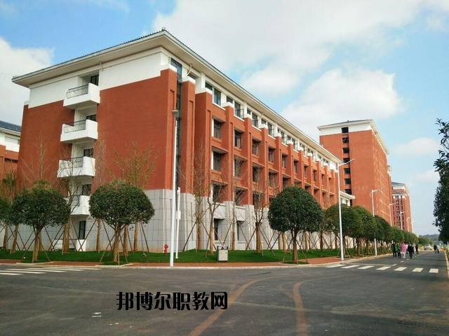 洪湖理工中等職業(yè)學(xué)校怎么樣、好不好