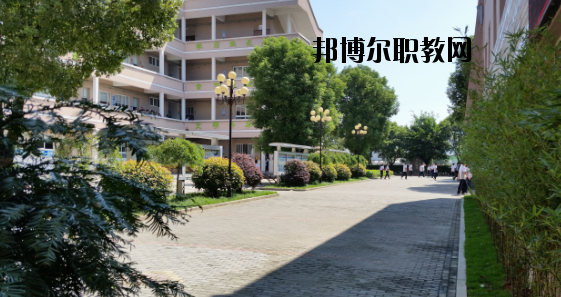 衢州育才職業(yè)中學(xué)怎么樣，好不好
