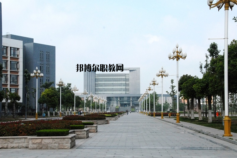 鹽城師范學(xué)院怎么樣、好不好