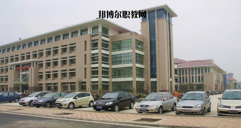 連云港師范高等?？茖W(xué)校2020年報名條件、招生要求、招生對象