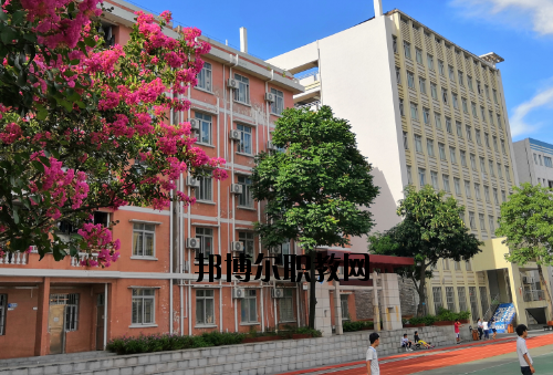 廣東工業(yè)貿(mào)易職業(yè)技術(shù)學(xué)校怎么樣、好不好