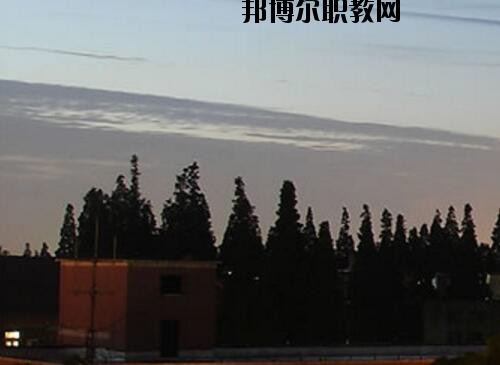 孟州職業(yè)教育中心2021年報(bào)名條件、招生對(duì)象
