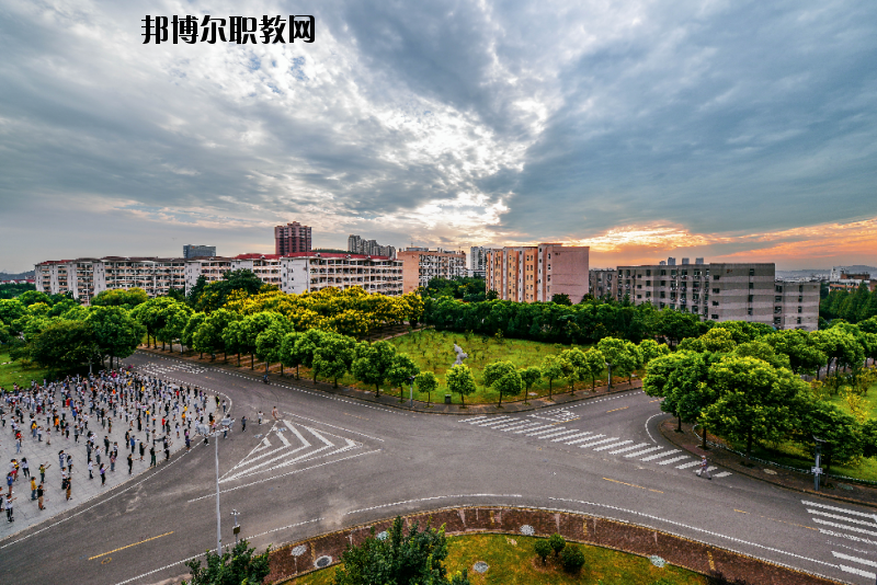 江蘇建筑職業(yè)技術(shù)學(xué)院怎么樣、好不好