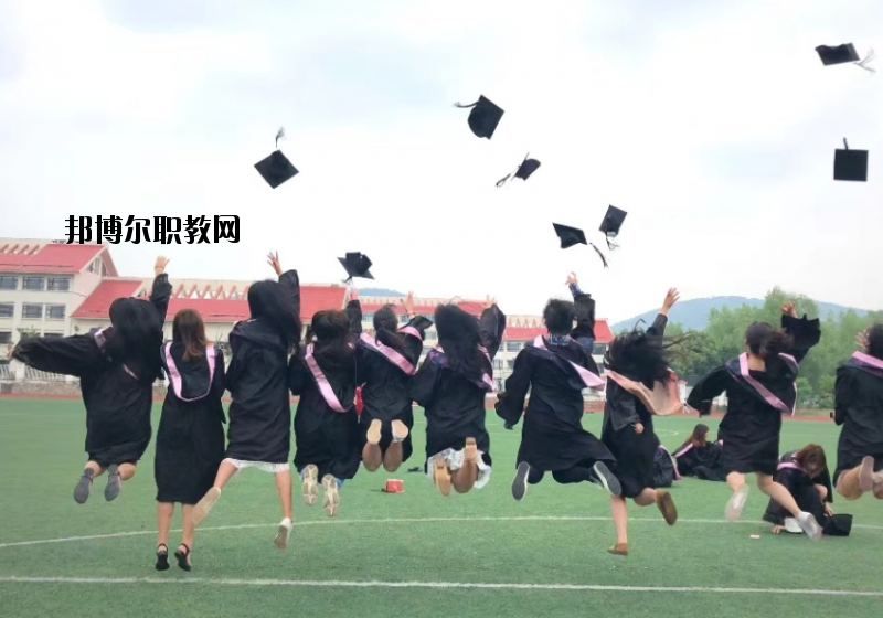 江蘇建康職業(yè)學(xué)院2020年報(bào)名條件、招生要求、招生對(duì)象