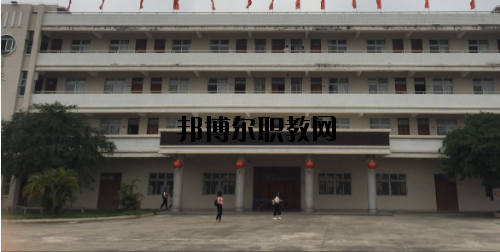 陸豐技工學(xué)校2020年報(bào)名條件、招生要求、招生對(duì)象