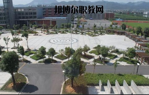 酒泉職業(yè)中等專(zhuān)業(yè)學(xué)校怎么樣，好不好