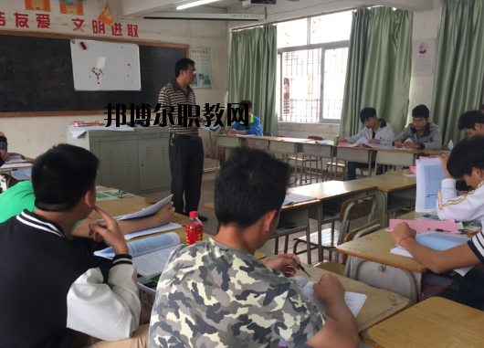 肇慶交通技工學(xué)校2020年報(bào)名條件、招生要求、招生對(duì)象