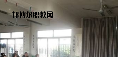 秦皇島燕成中等專業(yè)學(xué)校2020年報名條件、招生要求、招生對象 