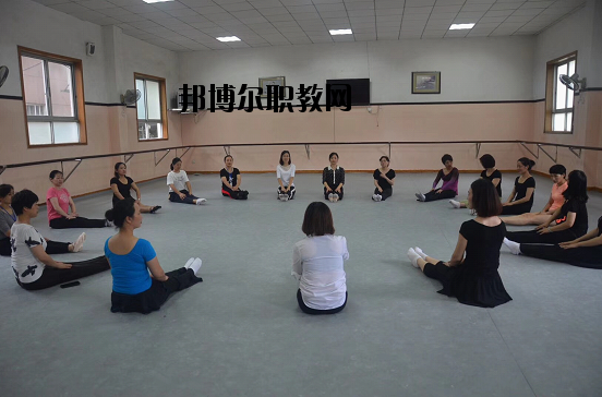 南昌青山湖區(qū)職業(yè)技術(shù)學(xué)校2020年報(bào)名條件、招生要求、招生對(duì)象 