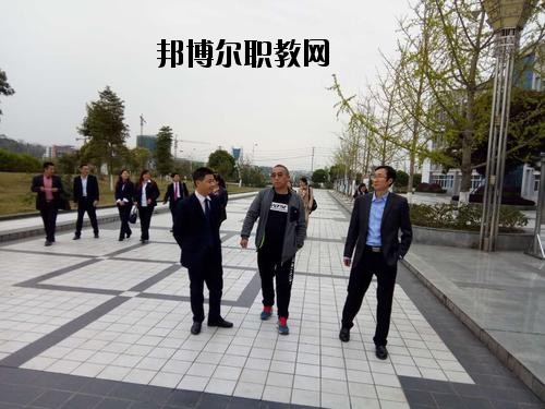 南充應(yīng)用技術(shù)職業(yè)學(xué)校2020年報(bào)名條件、招生要求、招生對(duì)象