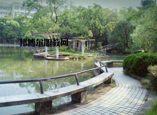 南昌經(jīng)濟(jì)管理學(xué)校2020年報(bào)名條件、招生要求、招生對(duì)象