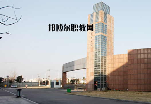 鳳臺(tái)職業(yè)教育中心2020年報(bào)名條件、招生要求、招生對(duì)象