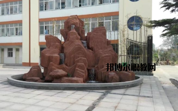 新鄉(xiāng)牧野區(qū)職業(yè)教育中心2021年報(bào)名條件、招生要求、招生對(duì)象