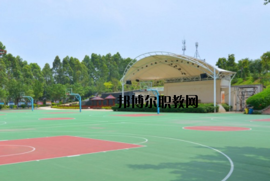 廣東高新技術(shù)技工學校2020年招生辦聯(lián)系電話