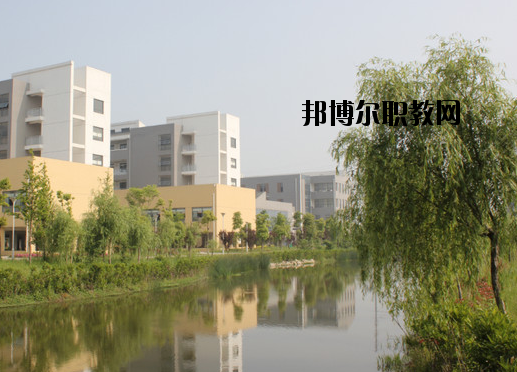 蕪湖師范學(xué)校2020年報(bào)名條件、招生要求、招生對(duì)象