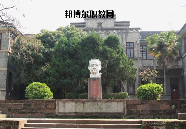 徽州師范學(xué)校怎么樣、好不好