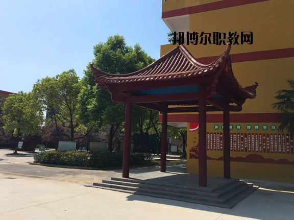 潁上信息工程學(xué)校怎么樣、好不好