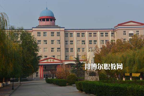 南陽廣播電視中等專業(yè)學校2021年報名條件、招生要求、招生對象