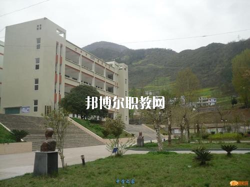 西昌交通技工學校2020年報名條件、招生要求、招生對象