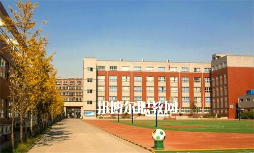 延津無線電技術(shù)學(xué)校2021年學(xué)費(fèi)、收費(fèi)多少