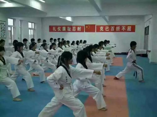 江蘇沭陽中等專業(yè)學校2020年報名條件、招生要求、招生對象