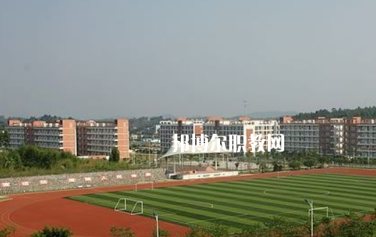 湛江市工商職業(yè)技術(shù)學校2020年報名條件、招生要求、招生對象