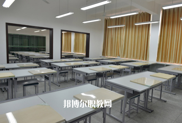 安慶工業(yè)學(xué)校怎么樣、好不好