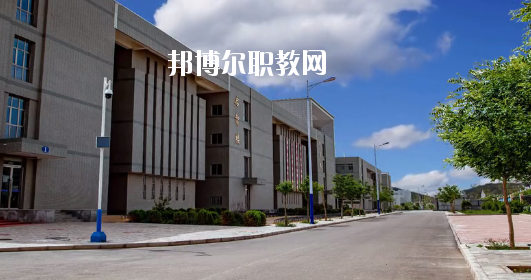 金昌市理工中等專業(yè)學(xué)校2020年報名條件、招生要求、招生對象