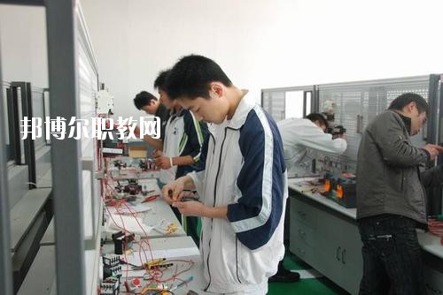 蓬安縣濟(jì)渡職業(yè)中學(xué)2020年報(bào)名條件、招生要求、招生對象