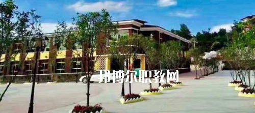 貴州航空工業(yè)技師學(xué)院烏當(dāng)校區(qū)2020年報(bào)名條件、招生要求、招生對象