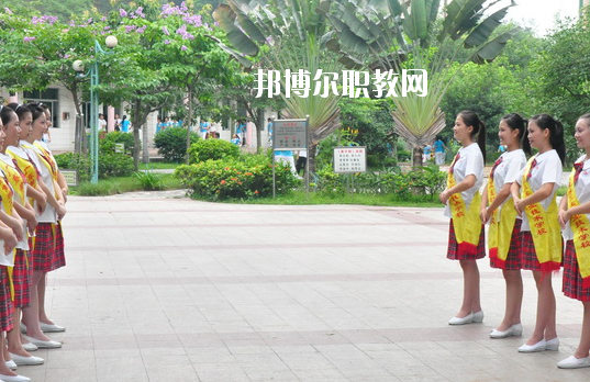 廣東黃埔衛(wèi)生職業(yè)技術(shù)學(xué)校2020年報(bào)名條件、招生要求、招生對象