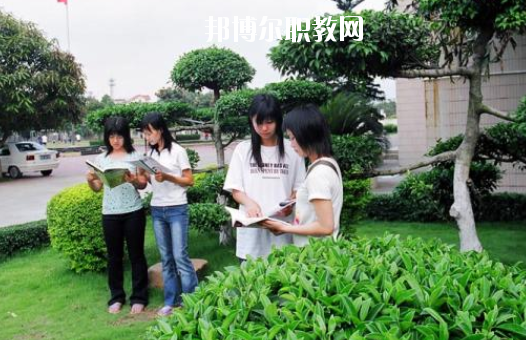 廣州市番禺區(qū)職業(yè)技術(shù)學(xué)校2020年報(bào)名條件、招生要求、招生對象