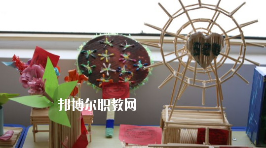 古浪縣大靖職業(yè)技術(shù)教育中心2020年學(xué)費(fèi)、收費(fèi)多少