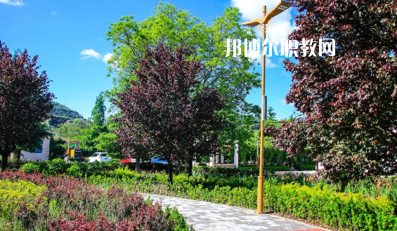 崇信縣職業(yè)教育中心2020年報(bào)名條件、招生要求、招生對(duì)象